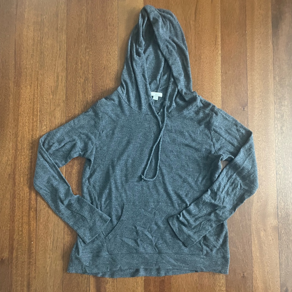 Gap Size Small Light Pullover